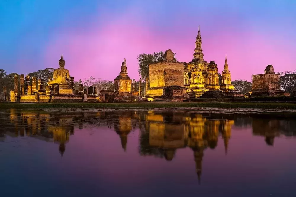 5 Amazing Places To Visit In Bangkok